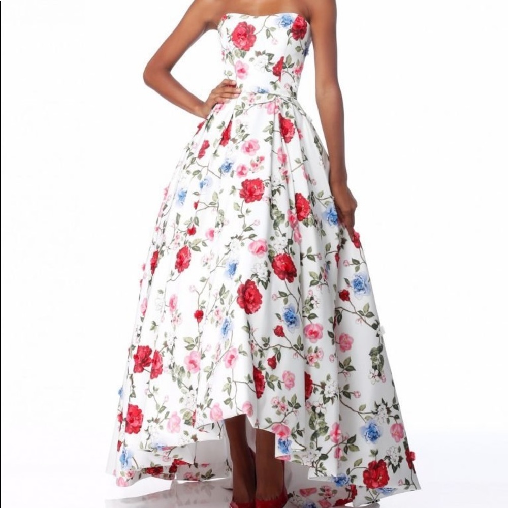 Sherri Hill NWT Style 51795 Floral Gown